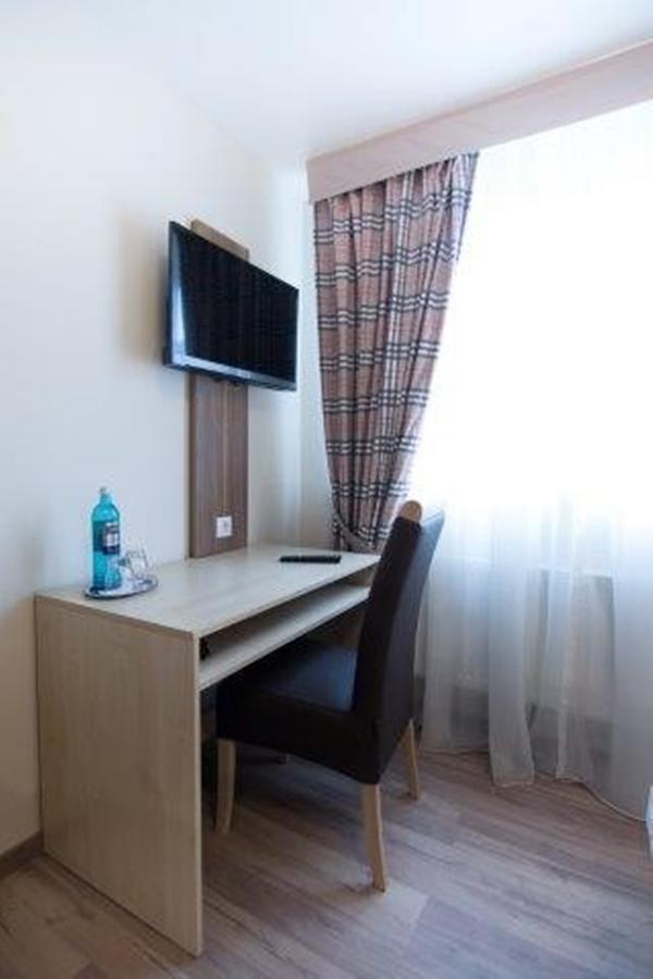Baum'S Rheinhotel Bad Salzig Extérieur photo