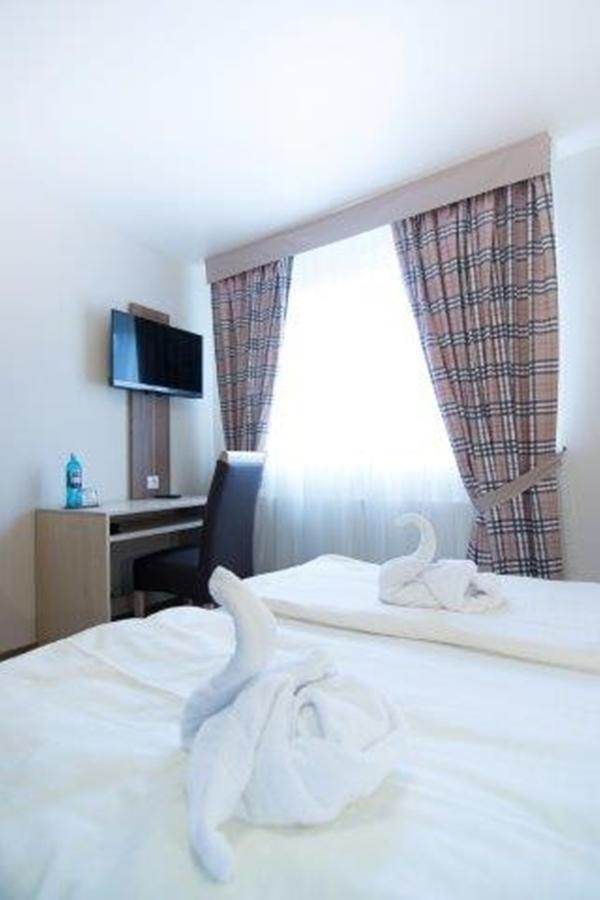 Baum'S Rheinhotel Bad Salzig Extérieur photo